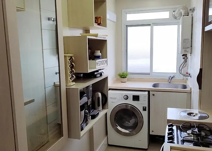 Novo Apto Luxo Garagem Centro Aeroporto Apartamento